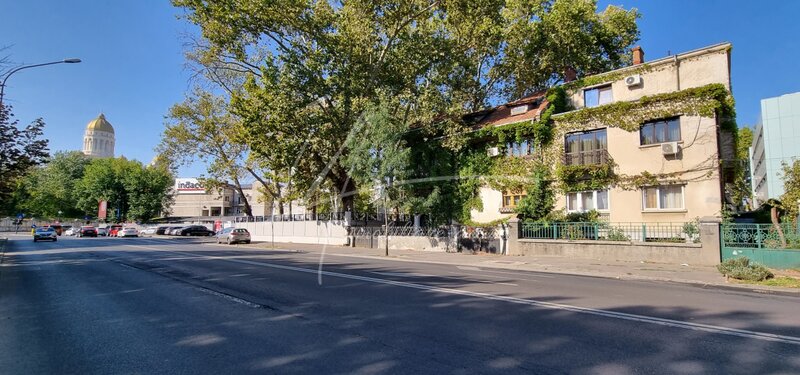 Cotroceni, apartament decomandat, demisol cu 4 camere in suprafata de 82,73mp!