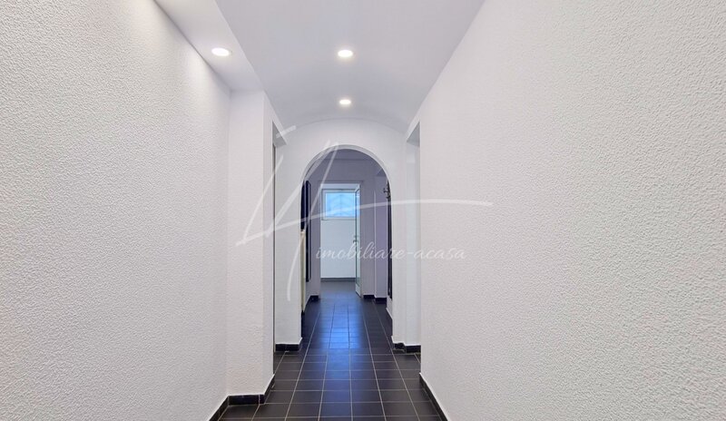 Cotroceni apartament decomandat, demisol cu 4 camere in suprafata de 82,73mp!